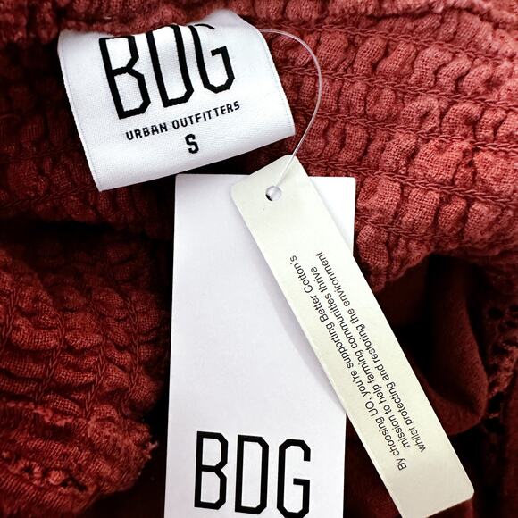 Urban Outfitters Tilly Lace Inset Crochet Boho Gauze Jumpsuit Rust Red Sz S NWT - Picture 11 of 12